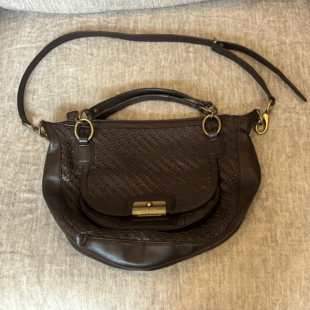 GUC modern vintage Y2K Coach Kristin woven leather hobo/crossbody. Dark brown